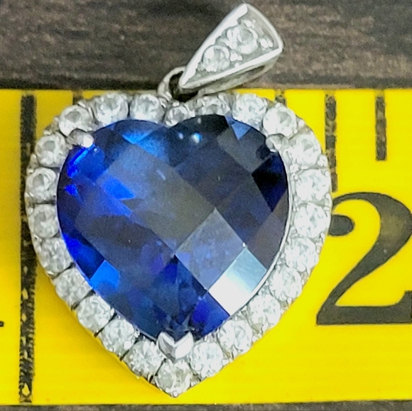 925 Sterling Silver Heart Blue Lab Created Sapphire Titanic Love Pendant - Picture 9 of 9